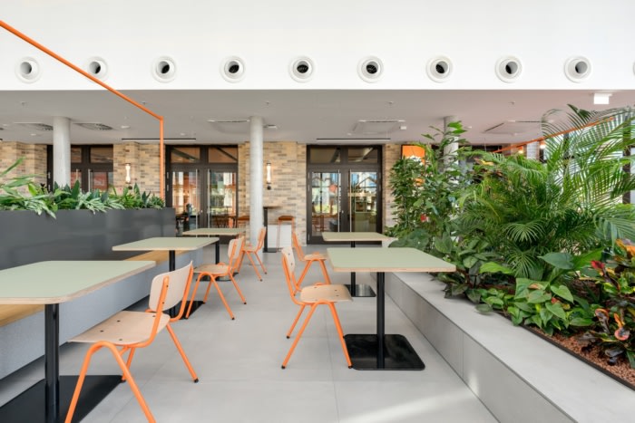 办公室装修中的舒适与便利设计